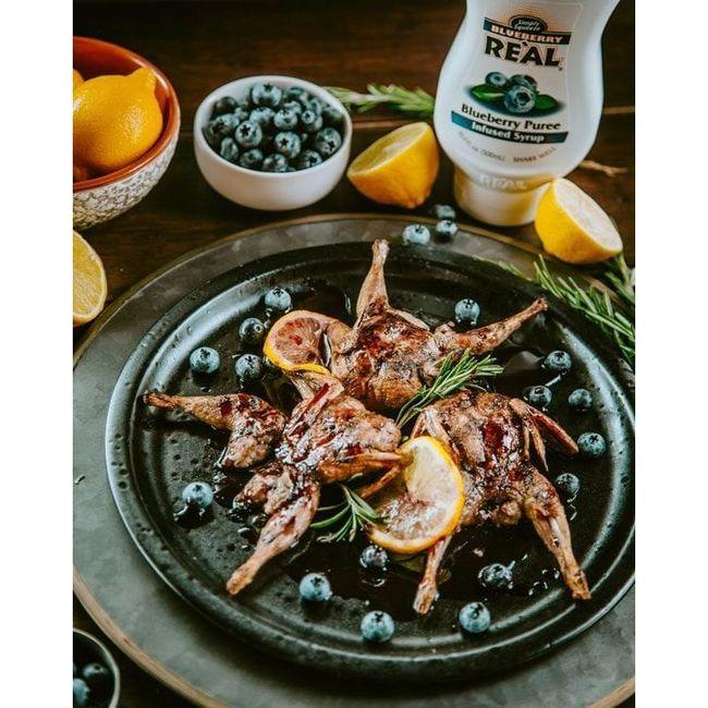 Product gallery 384824196