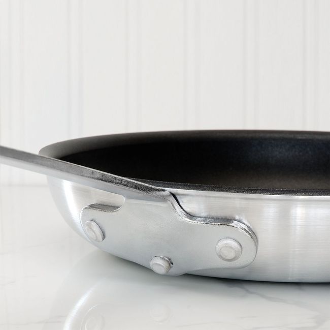 Browne Thermalloy Heavy Weight Aluminum Eclipse Non-stick Fry Pan With Sleeve, 10 X 2 In